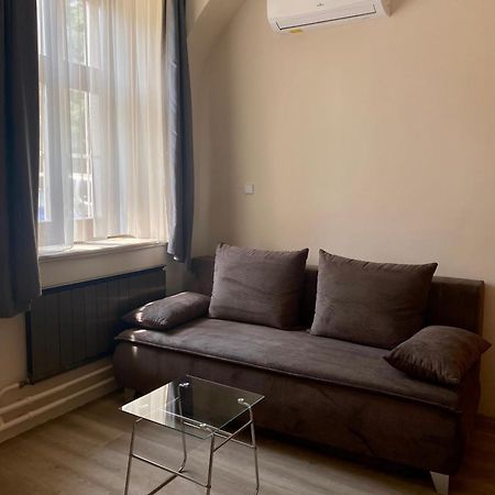 Peto Apartman เยอร์ ภายนอก รูปภาพ