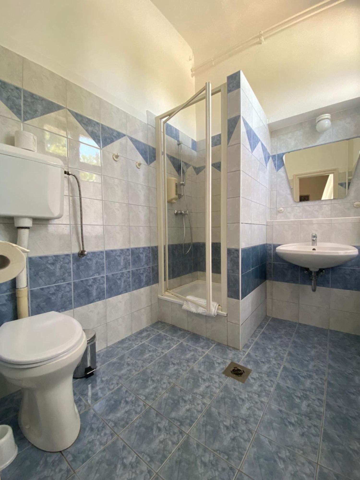 Peto Apartman เยอร์ ภายนอก รูปภาพ